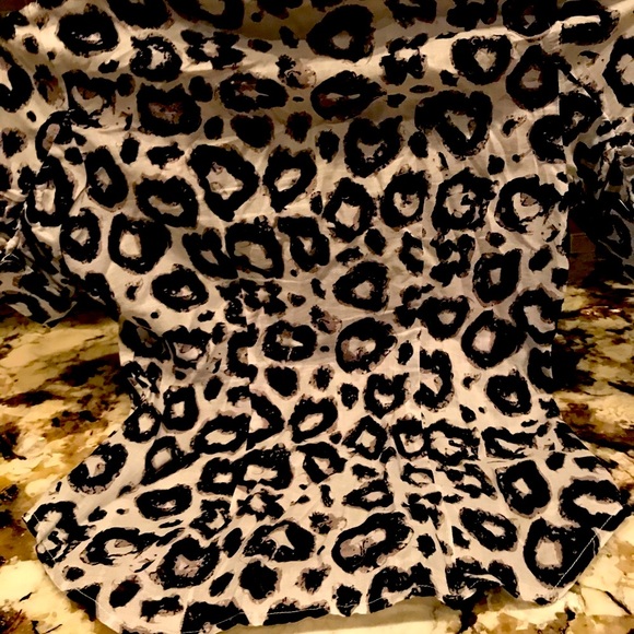 ANN TAYLOR SHORT SLEEVE BLOUSE - Picture 4 of 5